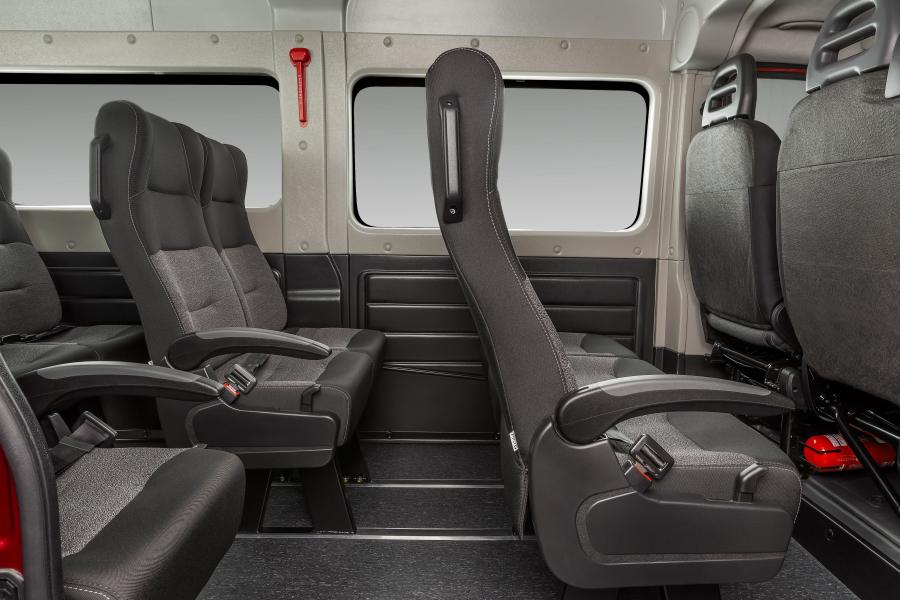 Интерьер Fiat Ducato Maximulti 2018 года  (LA) (фото 10 из 21)